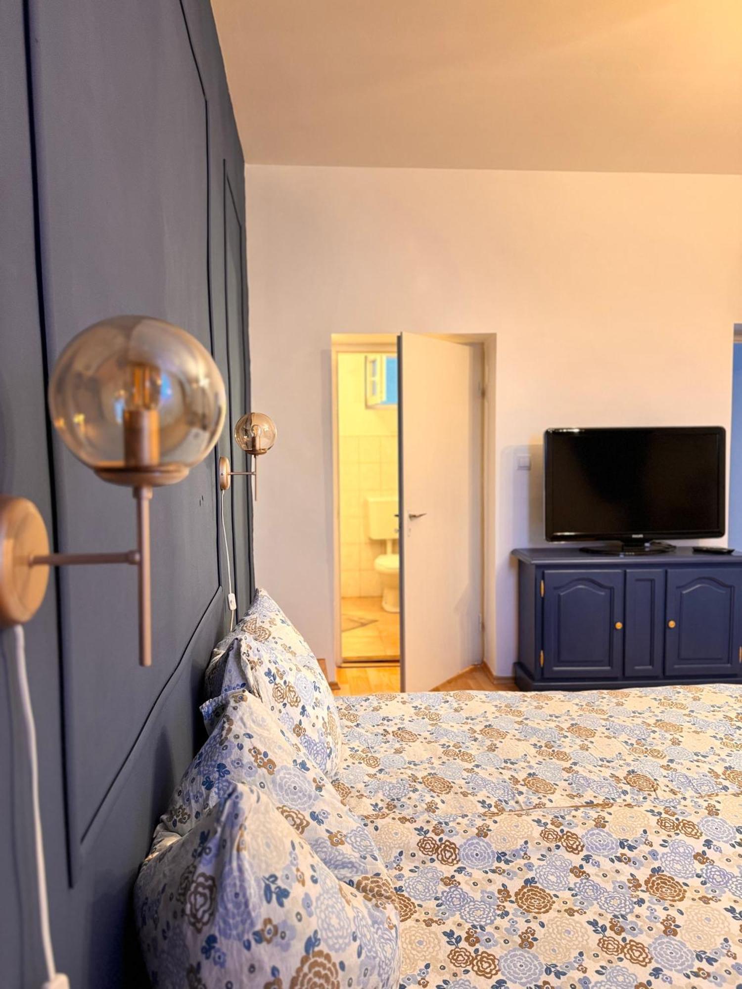 Pensiunea Schwartzy Hotel Makó Buitenkant foto