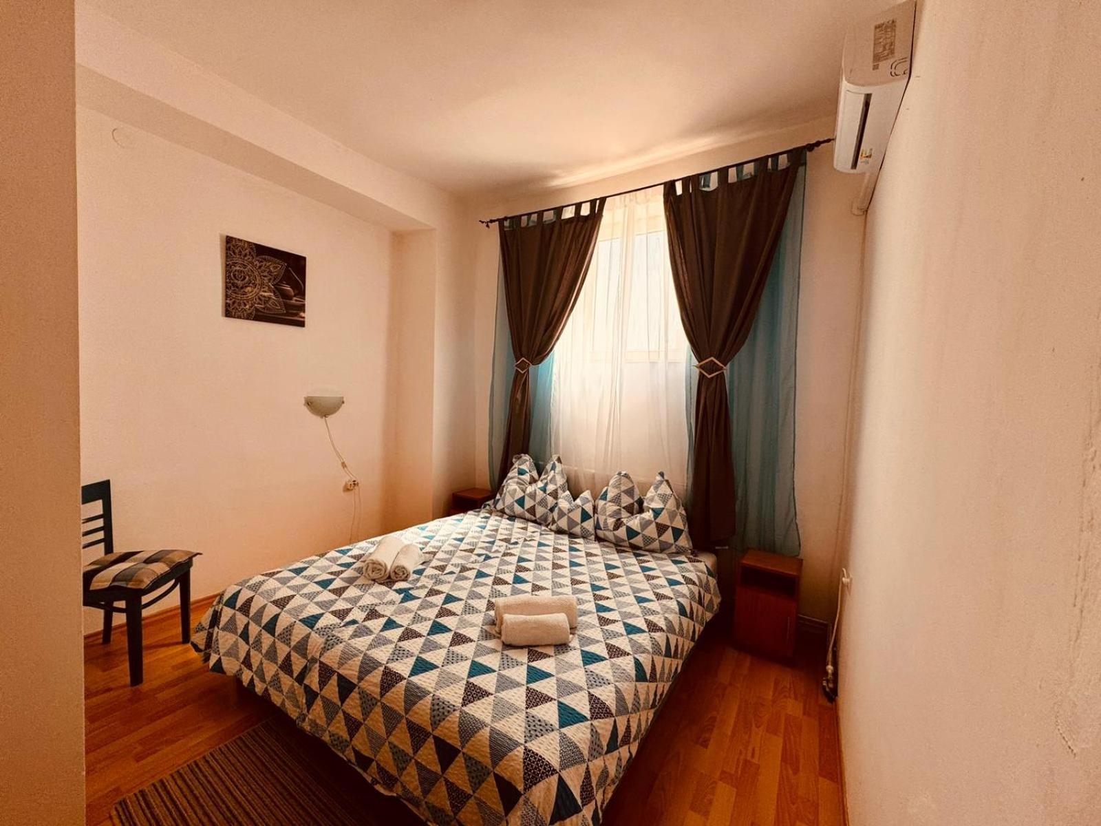 Pensiunea Schwartzy Hotel Makó Buitenkant foto